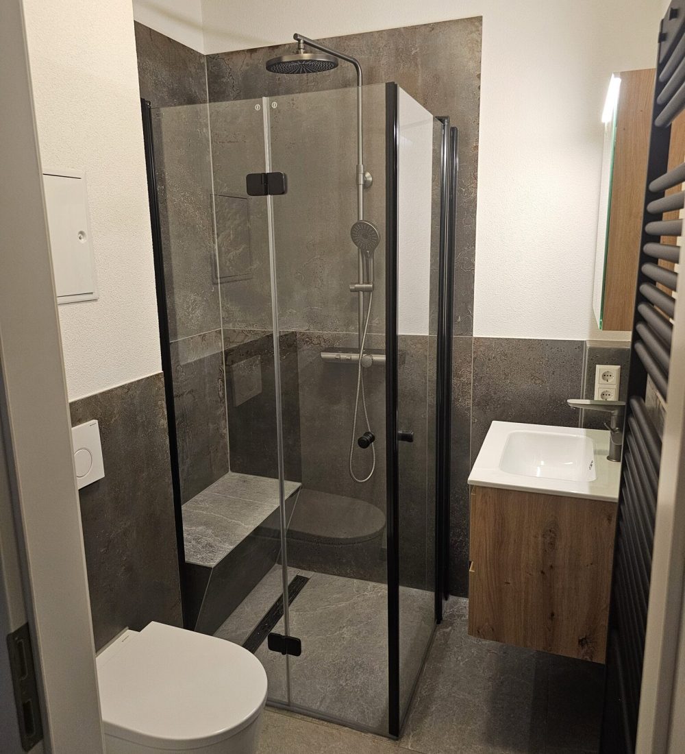 Badsanierung-eines-3-qm-großen-Badezimmers-im-Altbau-in-Heidelberg-1